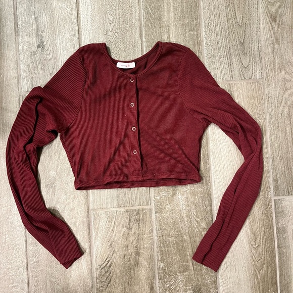 Tops - Maroon Long Sleeve Crop Top Burgundy Long Sleeve Button Down Shirt Size Large